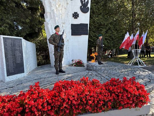 Obchody 87. Rocznicy Bohaterskiej Obrony Miasta Lublina przy pomniku Obrońców Lublina
