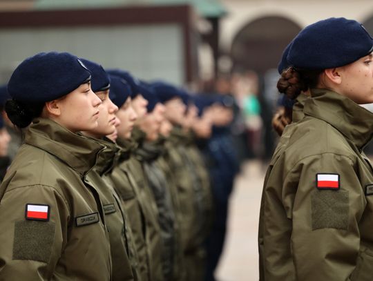 Przysięga klas mundurowych XIV LO w Lublinie