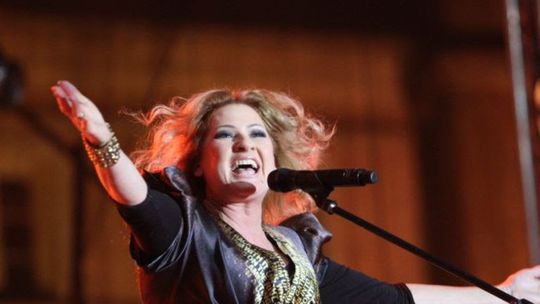 Jaka to melodia. Zgadnij, kto śpiewa te kultowe przeboje?