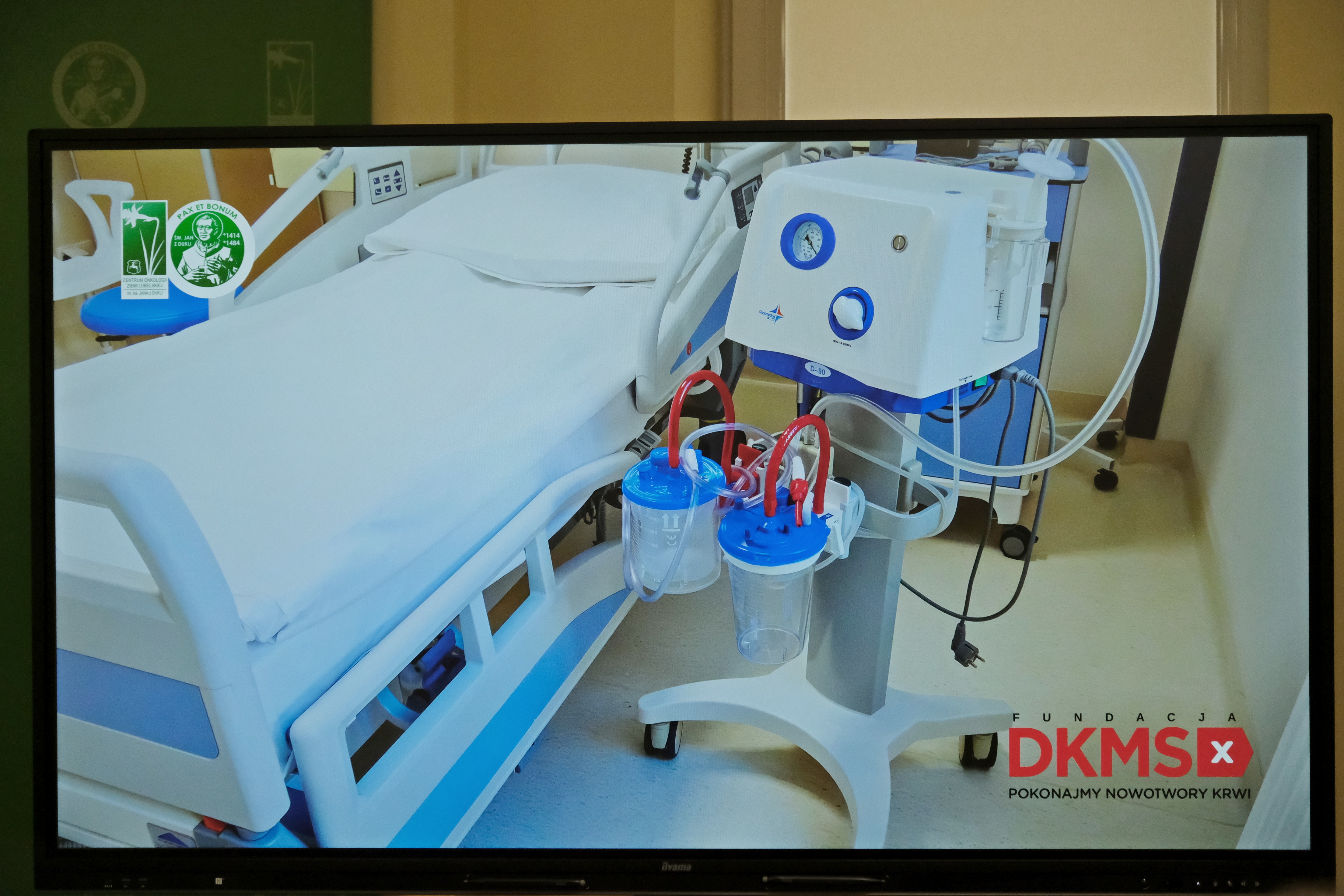 Nowoczesny sprzęt medyczny na oddziale szpitalnym